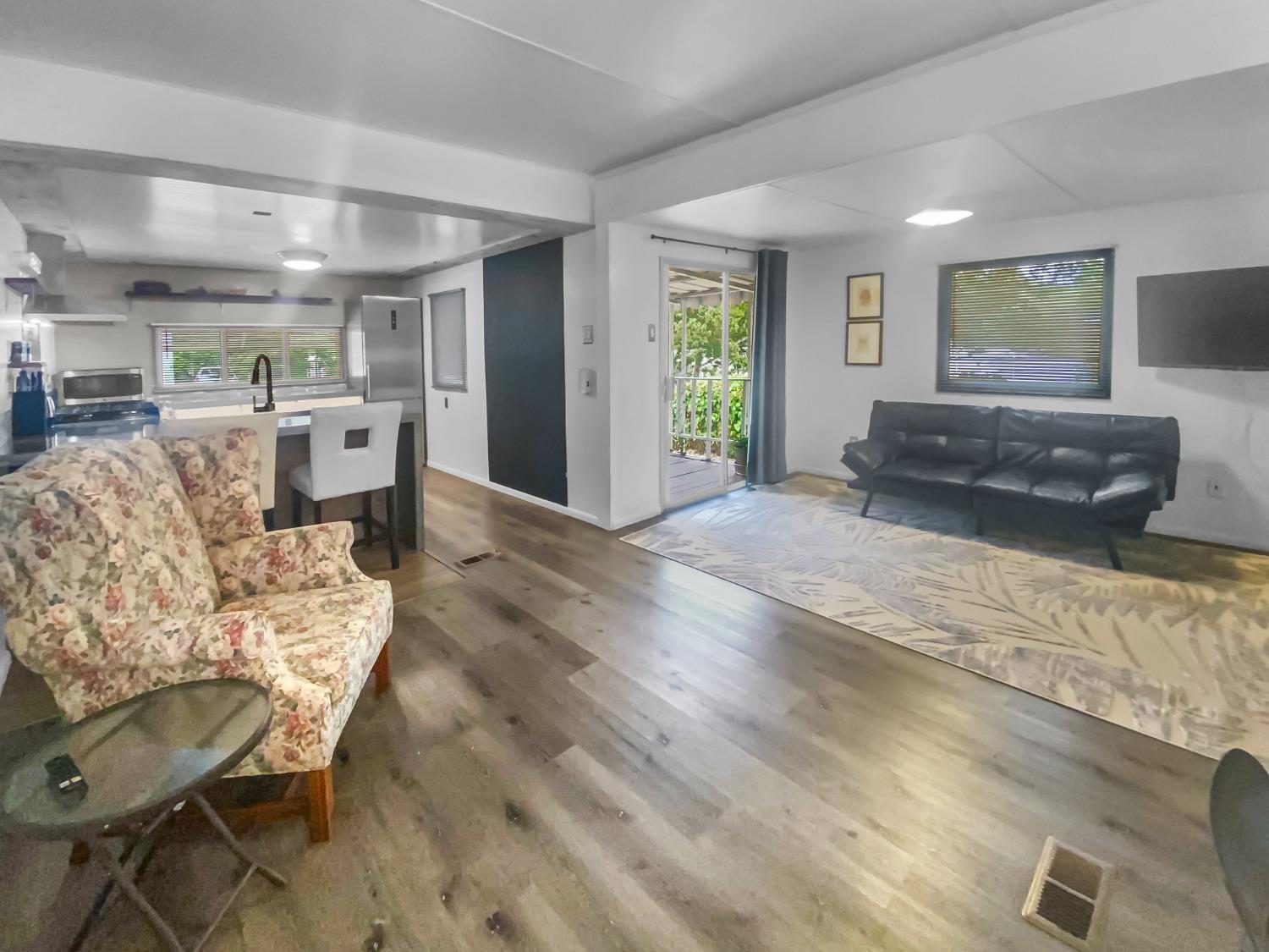 Photo of 31 Larkspur Ave in Auburn, CA