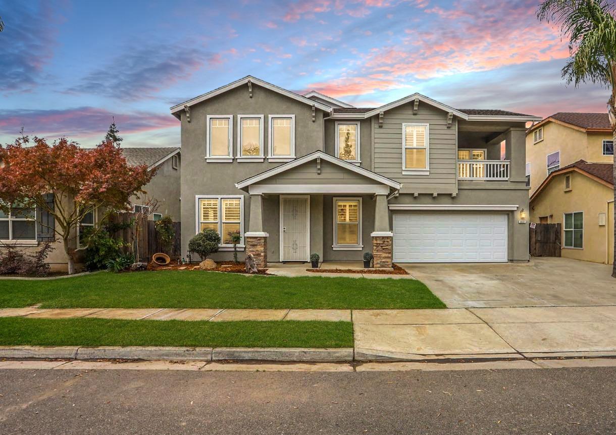 Photo of 5801 Eisenhower Dr in Riverbank, CA
