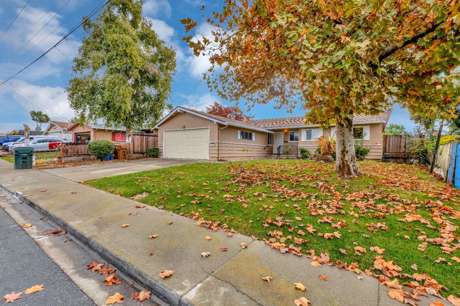 Saint Frances Drive, Antioch, California image 3