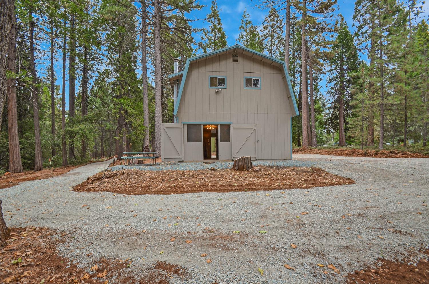 Detail Gallery Image 12 of 44 For 18625 Gold Creek Trail, Volcano,  CA 95689 - 2 Beds | 1 Baths
