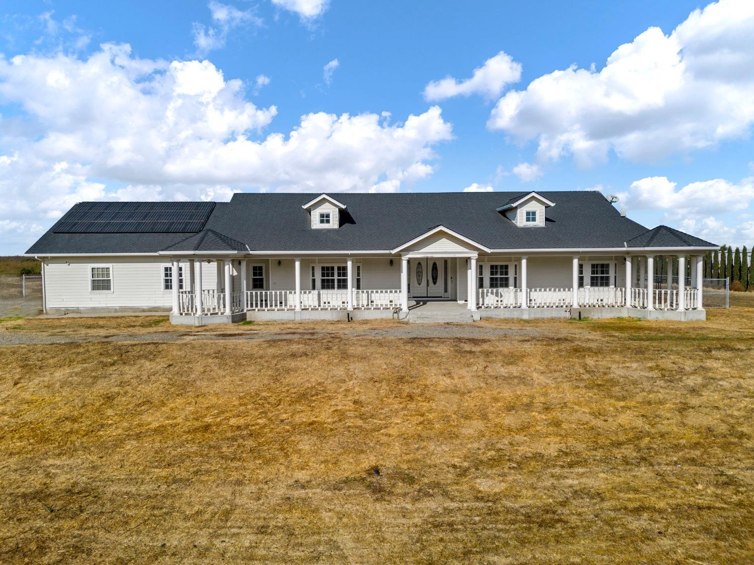 Photo of 801 Critchett Rd in Tracy, CA