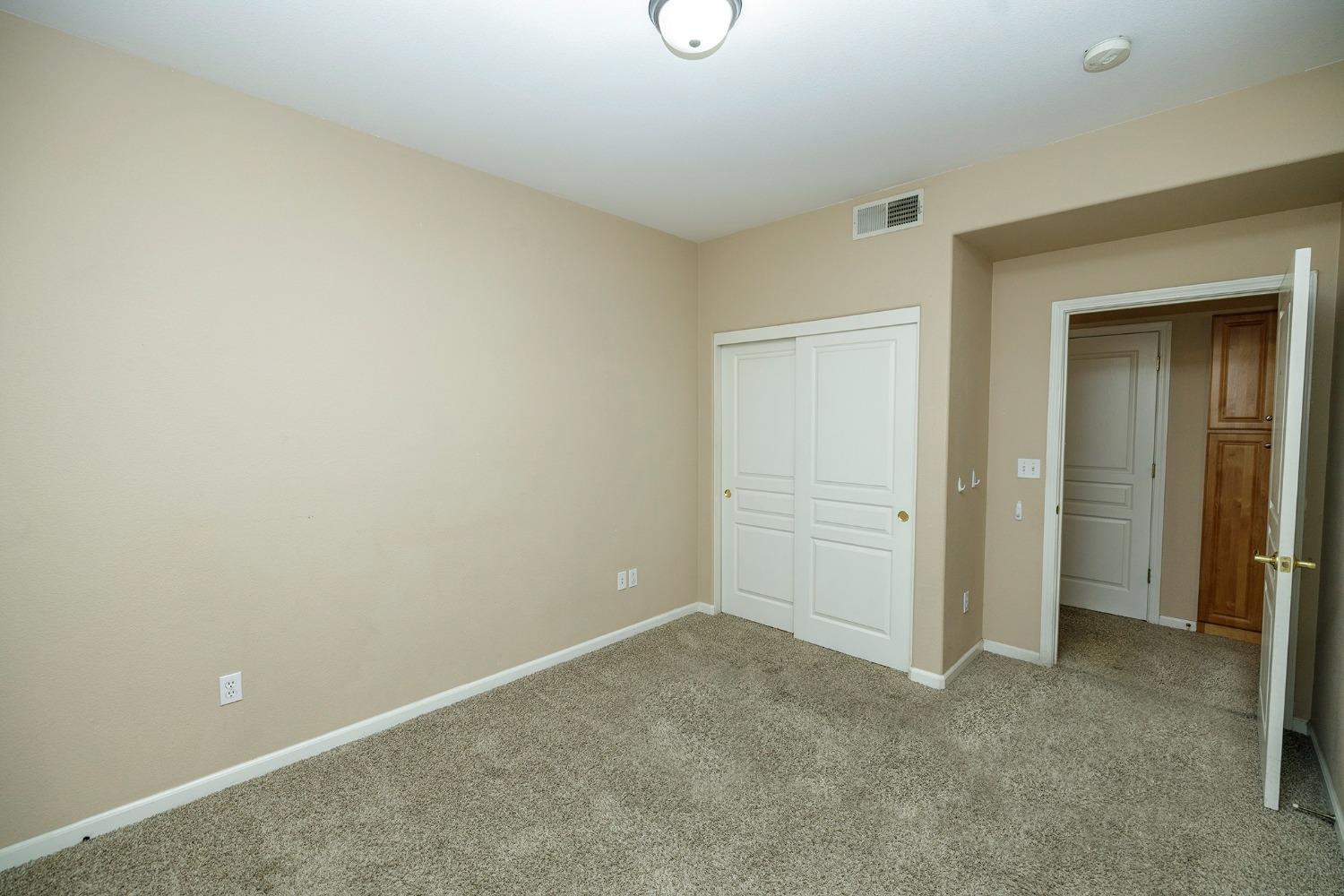 Detail Gallery Image 12 of 23 For 1360 Shady Ln #218,  Turlock,  CA 95382 - 2 Beds | 1 Baths