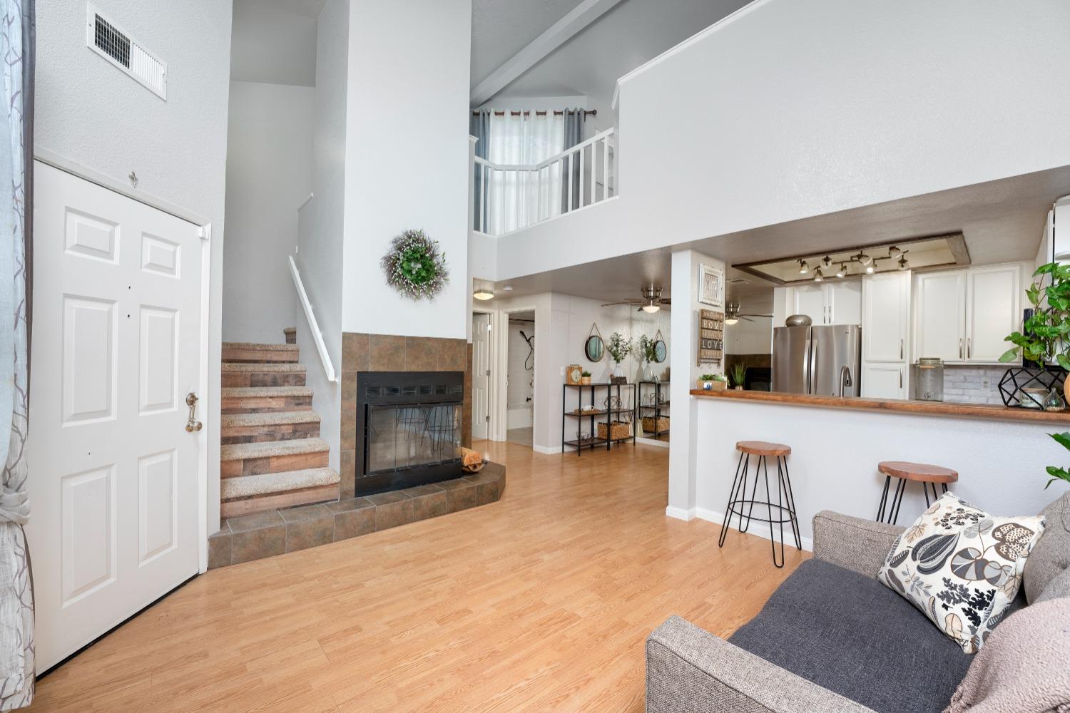Photo of 2591 Fulton Square Ln #85 in Sacramento, CA