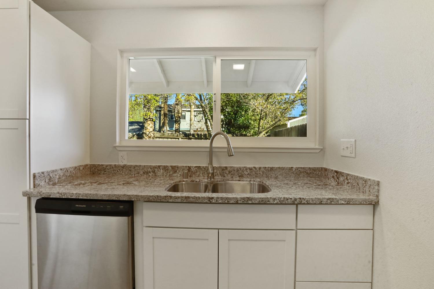 Detail Gallery Image 21 of 45 For 915 Cooper Ct, Stockton,  CA 95210 - 2 Beds | 1 Baths
