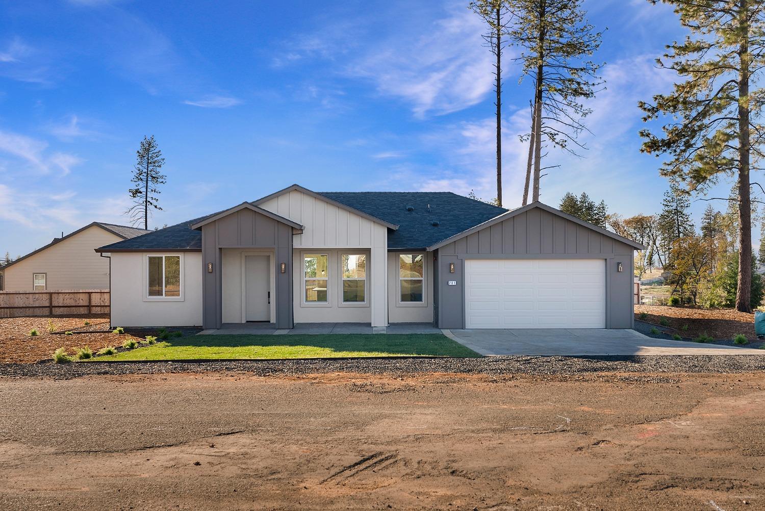 Photo of 701 Camellia Dr in Paradise, CA