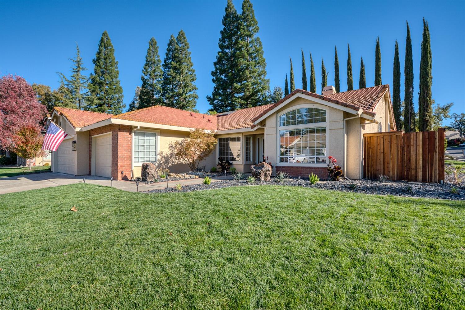 Photo of 7465 Labranza St in Rancho Murieta, CA