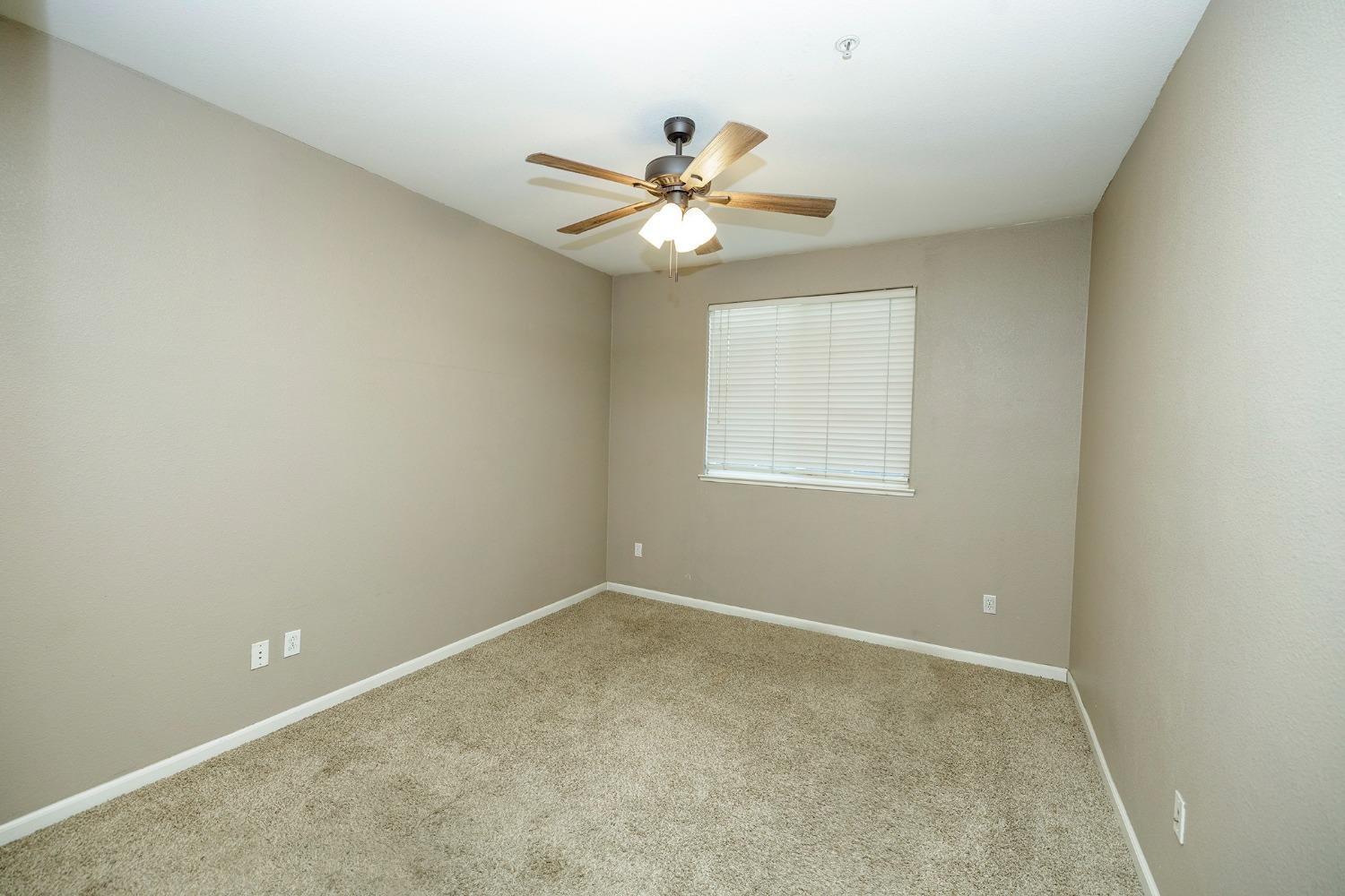 Detail Gallery Image 13 of 23 For 1360 Shady Ln #218,  Turlock,  CA 95382 - 2 Beds | 1 Baths