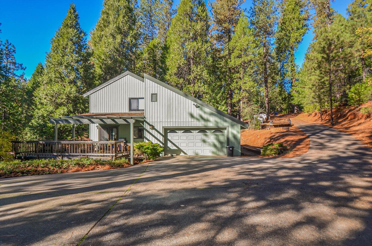 Photo of 26100 Meadow Dr in Pioneer, CA
