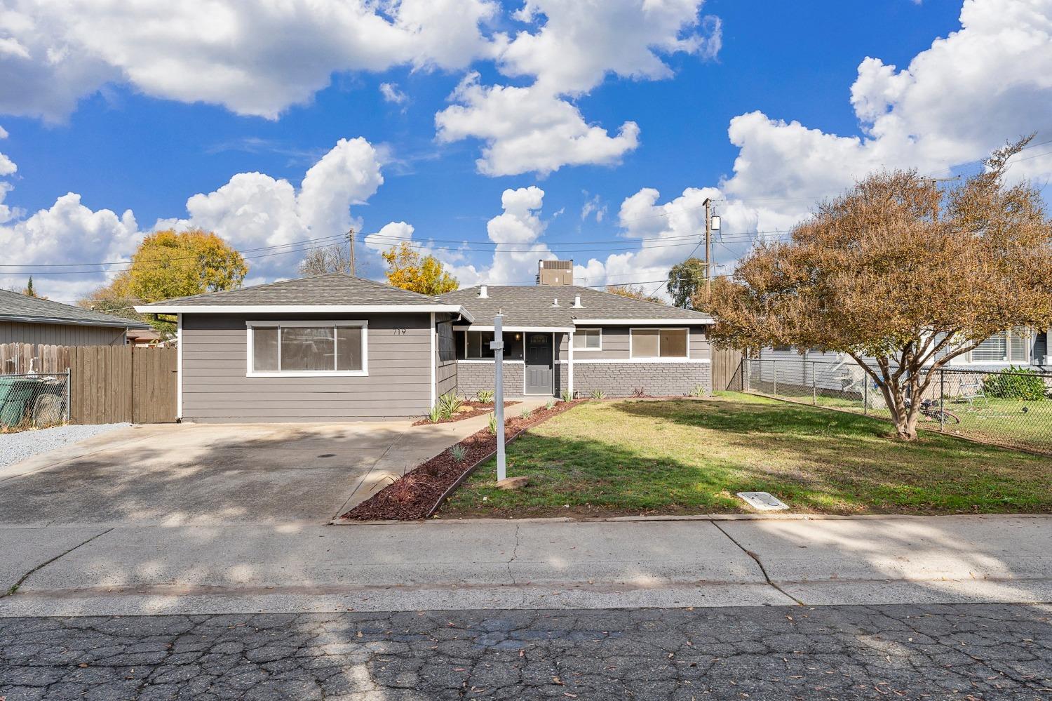 Photo of 719 Dabney Ave in Rio Linda, CA