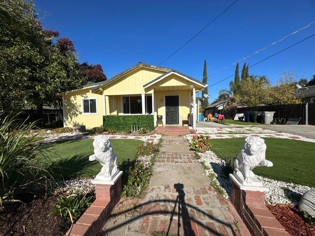 Photo of 611 Kesner Ave in Sacramento, CA