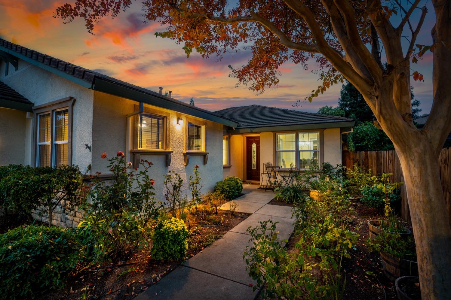 Photo of 2621 Rogue Wy in Roseville, CA