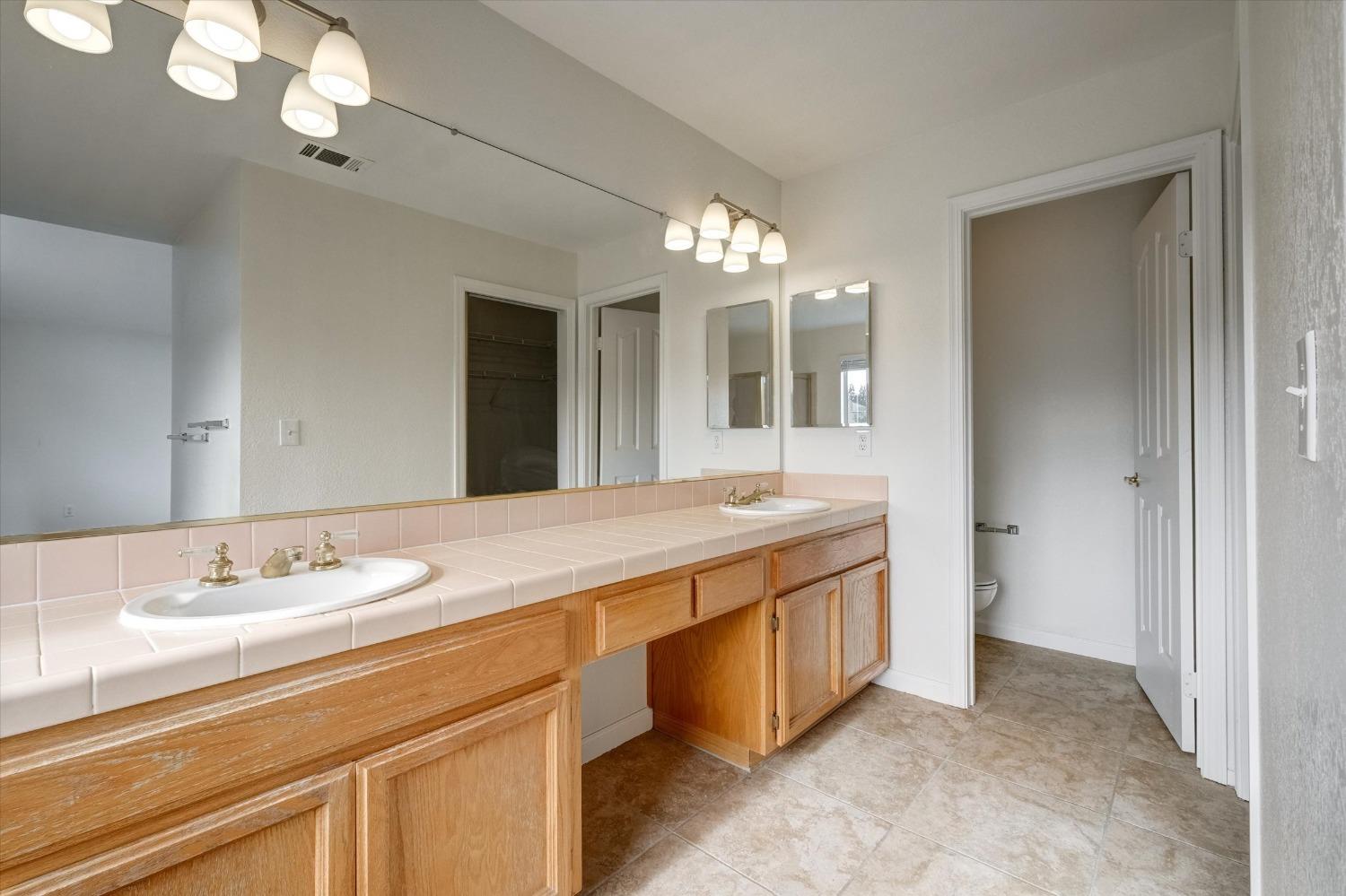 Brookside Court, Antioch, California image 29