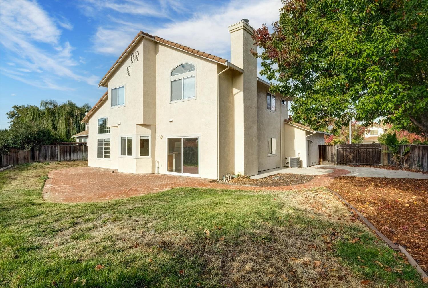 Brookside Court, Antioch, California image 31