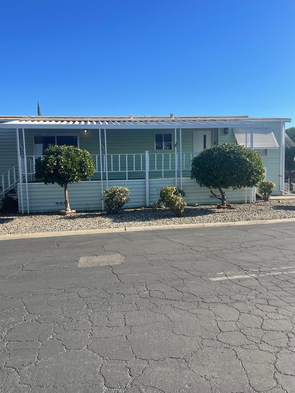Photo of 186 La Entrada in Yuba City, CA