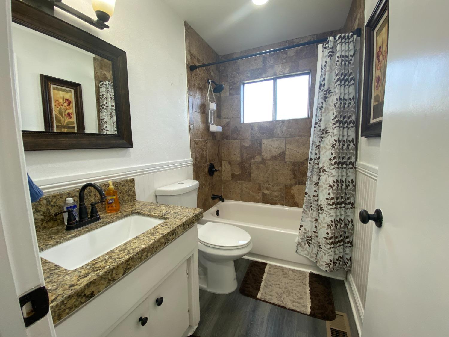 Detail Gallery Image 21 of 57 For 1609 Marty Ct, Modesto,  CA 95350 - 3 Beds | 2 Baths