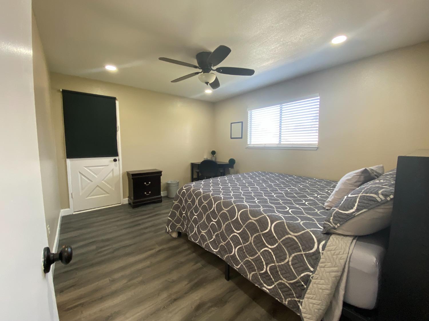 Detail Gallery Image 16 of 57 For 1609 Marty Ct, Modesto,  CA 95350 - 3 Beds | 2 Baths