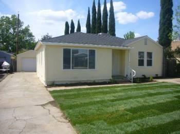 Photo of 2964 65th St in Sacramento, CA