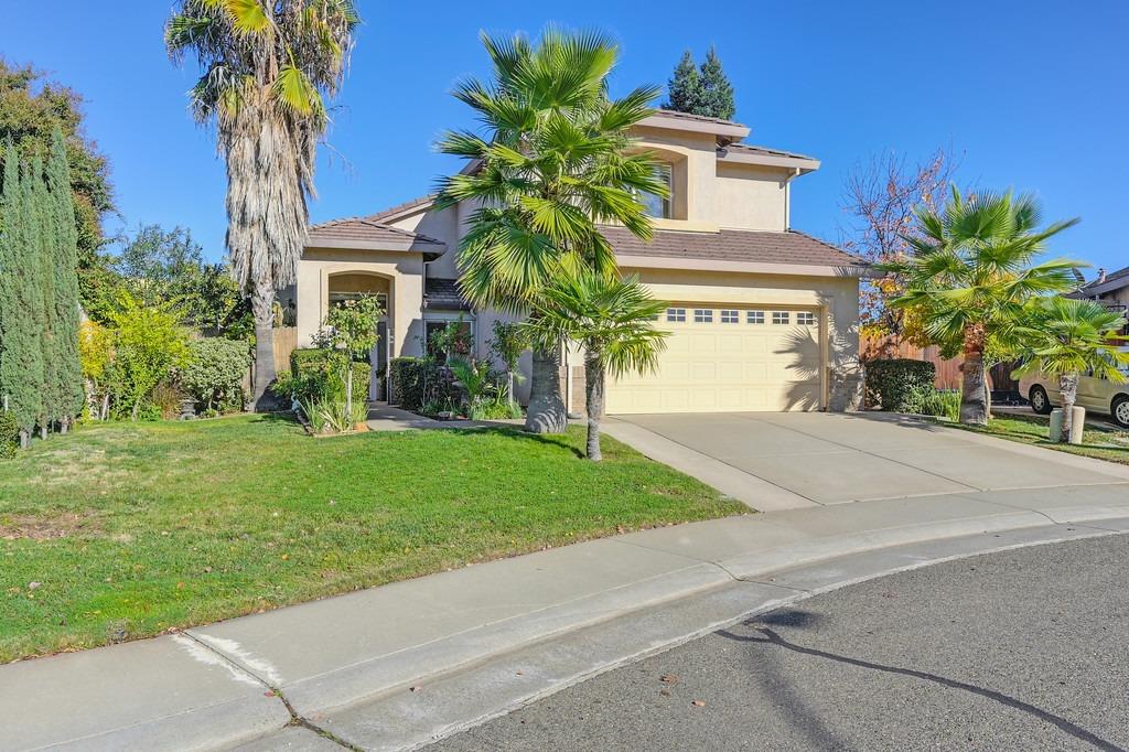 Photo of 10897 Bellone Wy in Rancho Cordova, CA