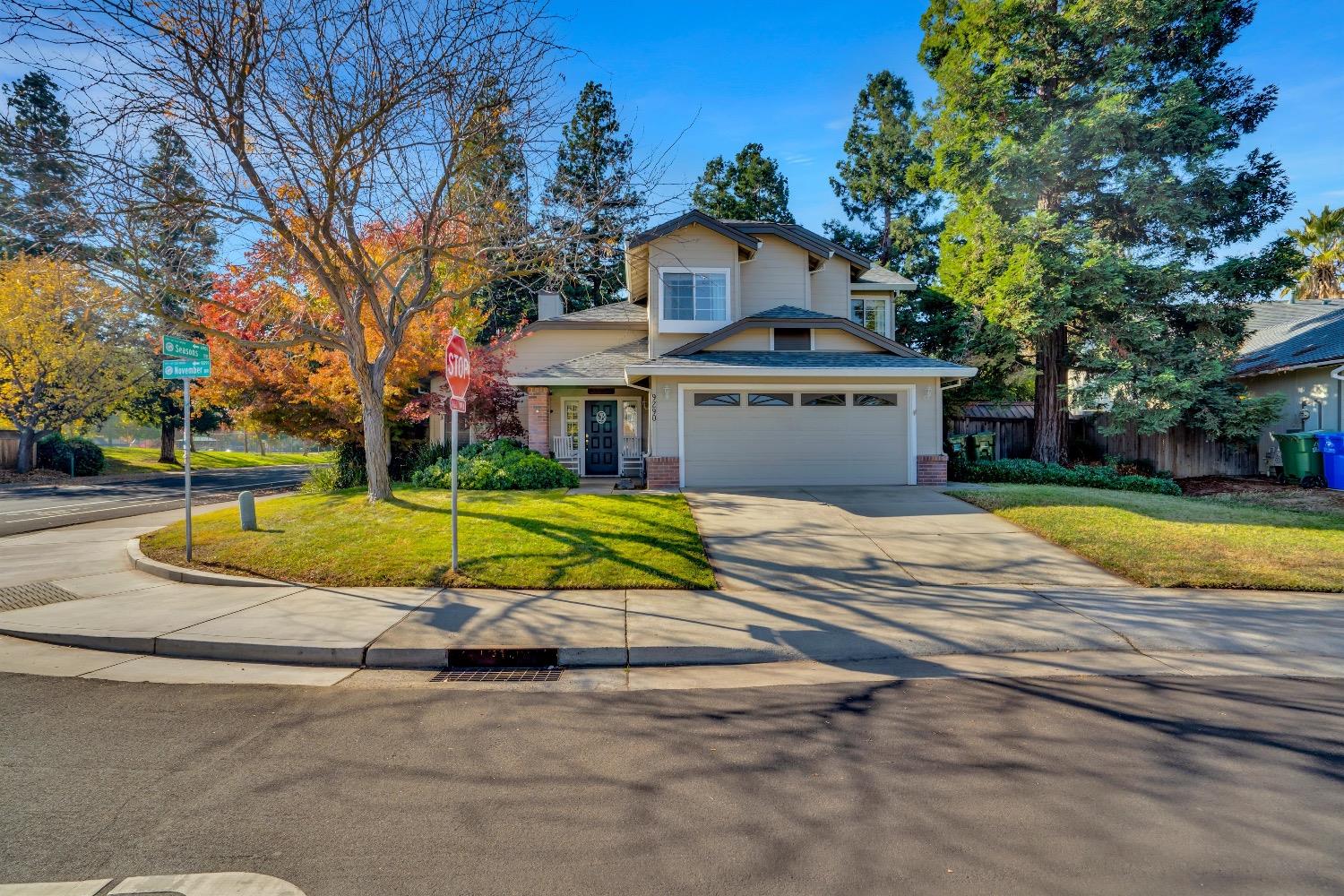 Photo of 9290 November Dr in Elk Grove, CA