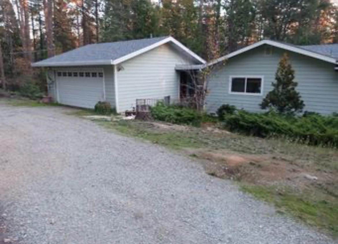 Photo of 10298-10298 Shekinah Hill Rd in Nevada City, CA