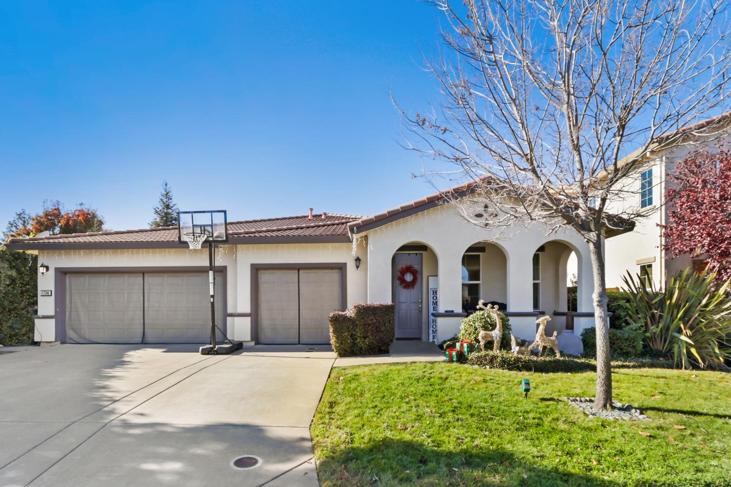Photo of 1734 Sorenson Dr in Lincoln, CA