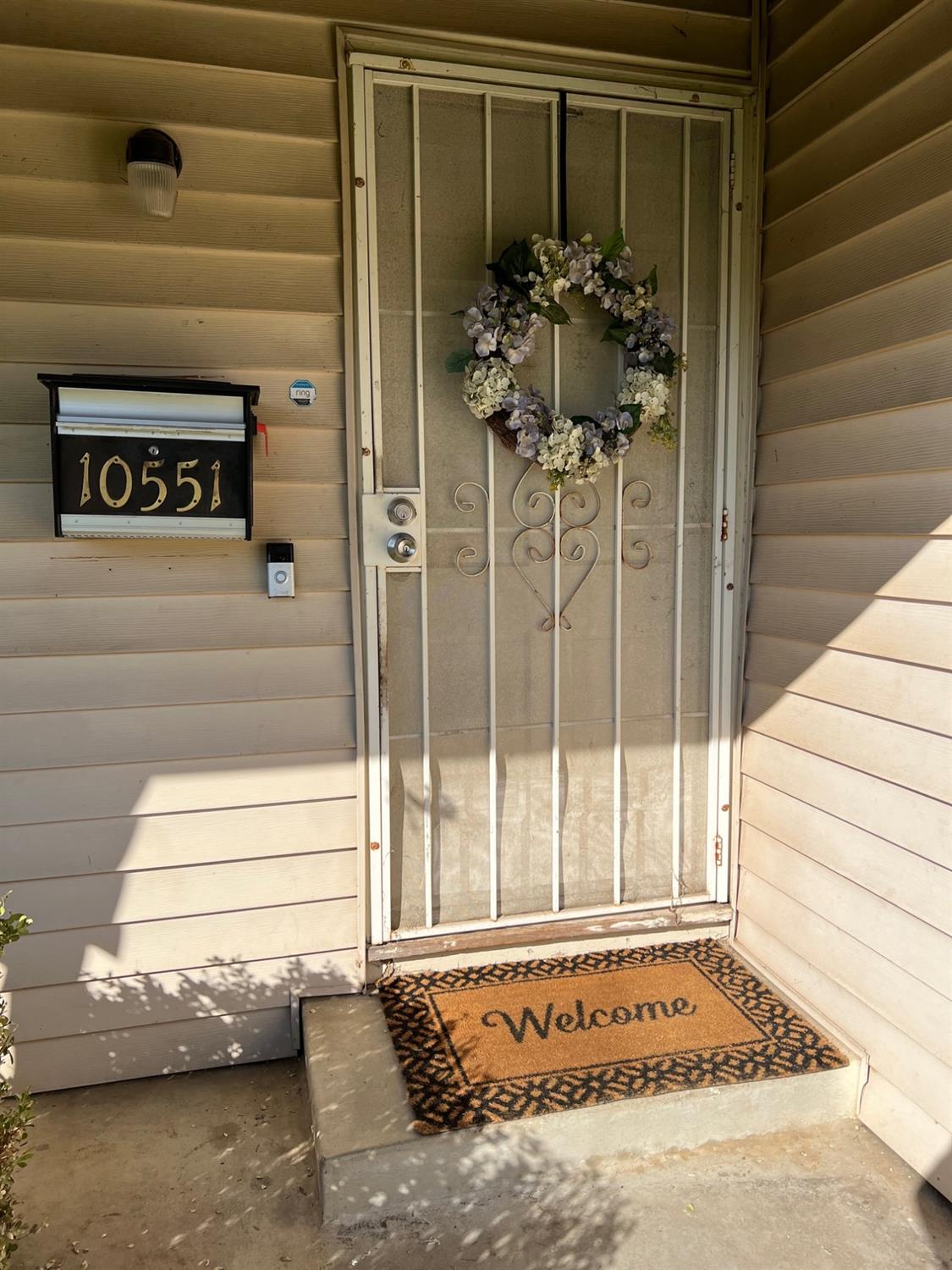 Photo of 10551 Saltana Wy in Rancho Cordova, CA