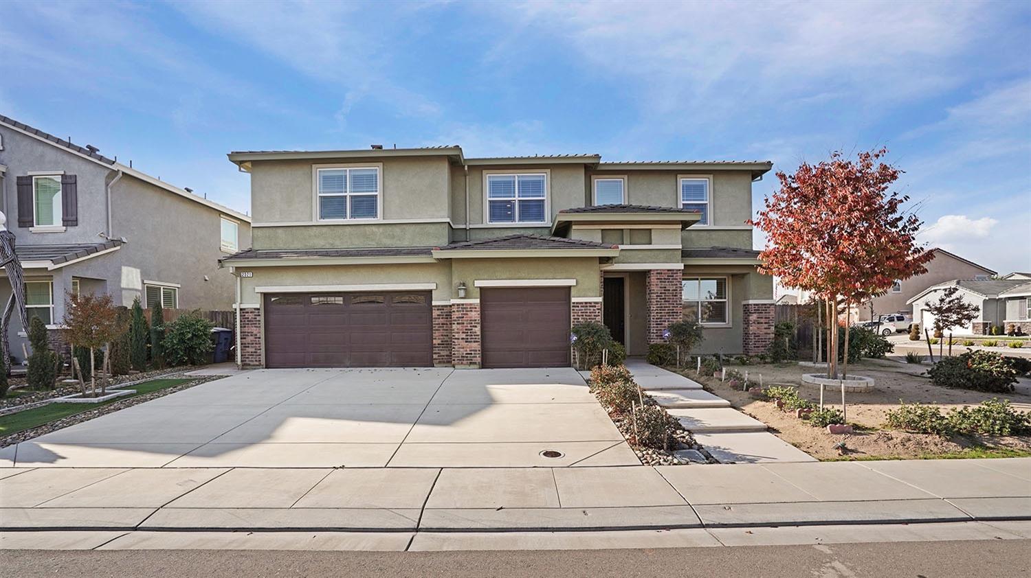 Detail Gallery Image 1 of 1 For 2321 Jigsaw Ave, Manteca,  CA 95337 - 5 Beds | 4/1 Baths