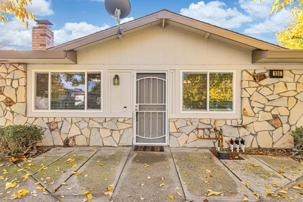 Photo #3: 223113331 Listing 