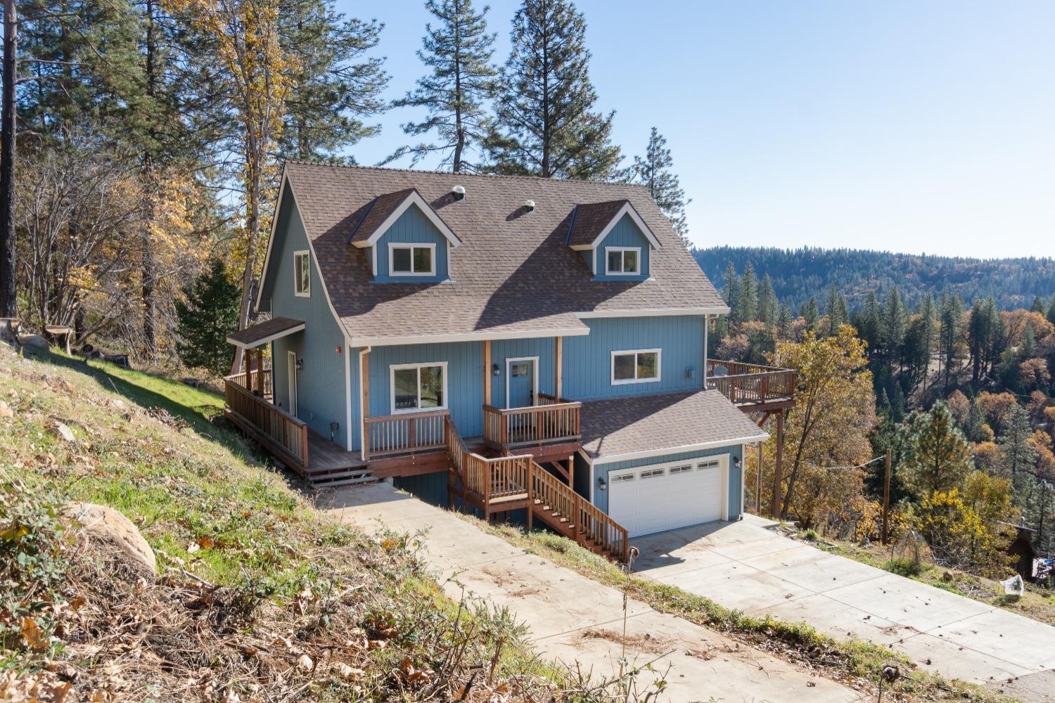 Photo of 4560 Eight Mile Rd in Camino, CA