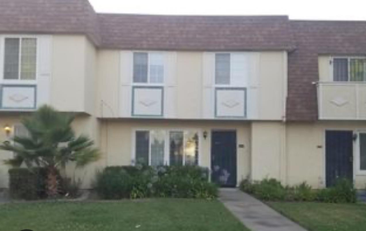 Photo of 6345 Seyferth Wy in Sacramento, CA