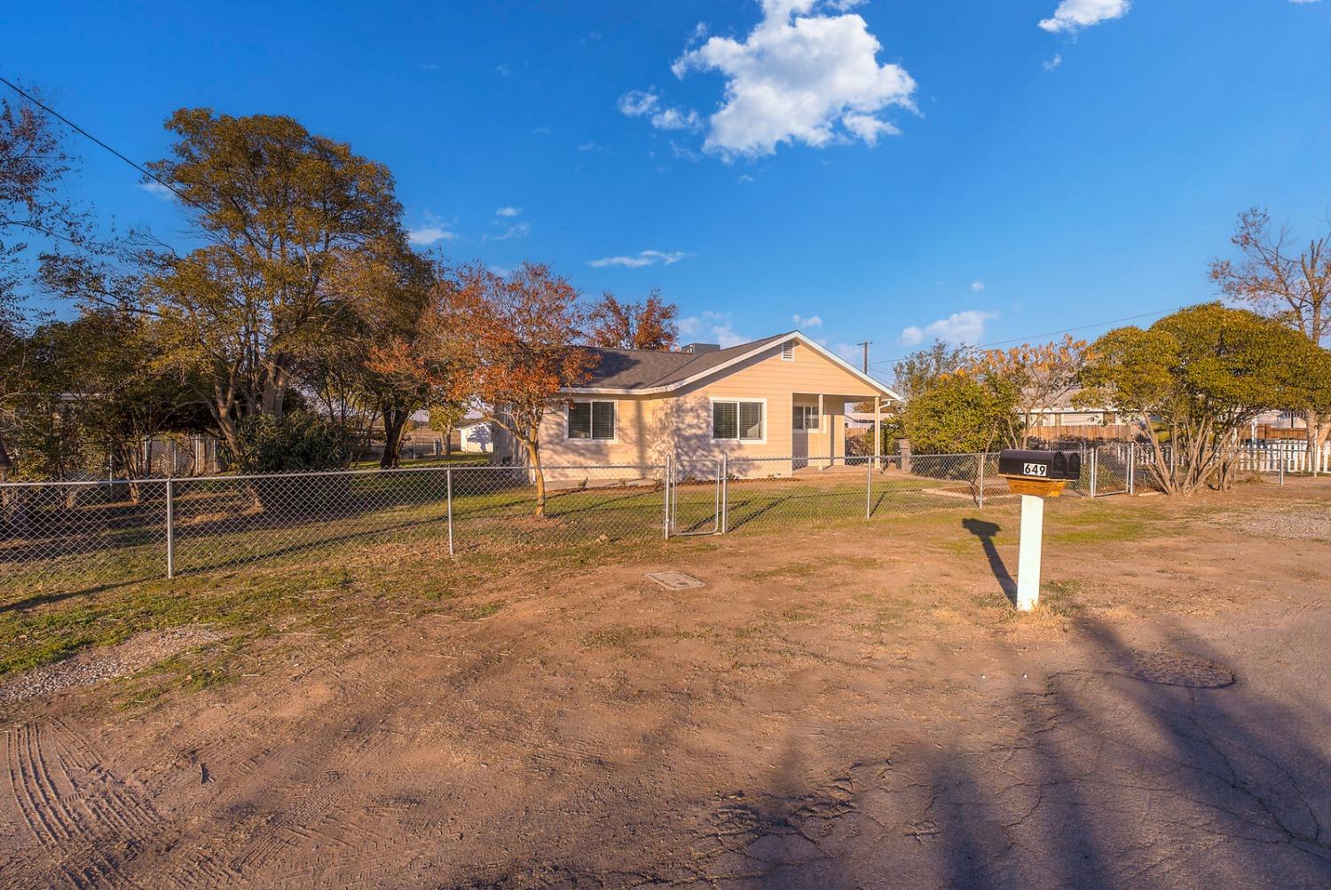 Photo of 649-655 Claire Ave in Sacramento, CA