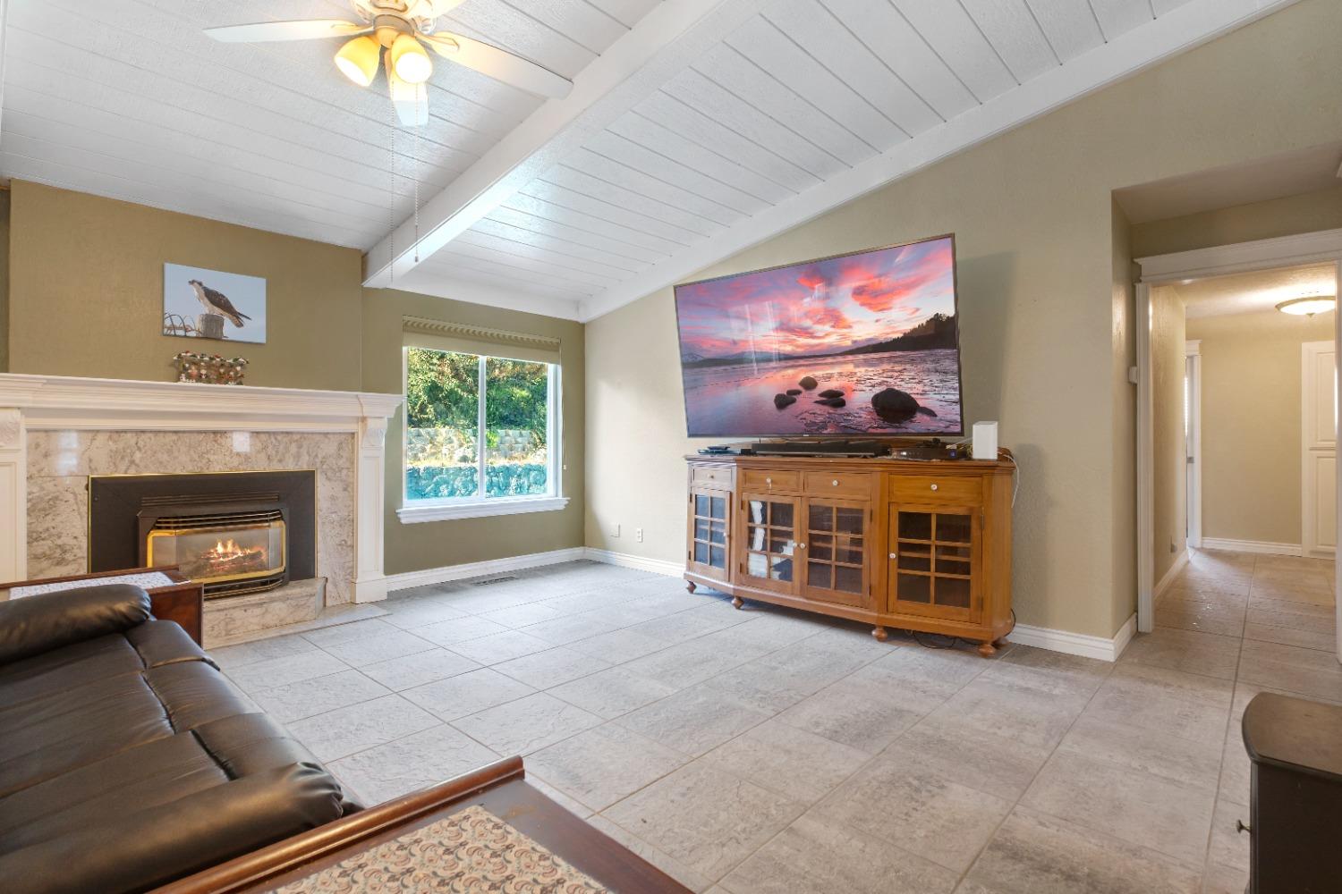 Rimrock Drive, Antioch, California image 5