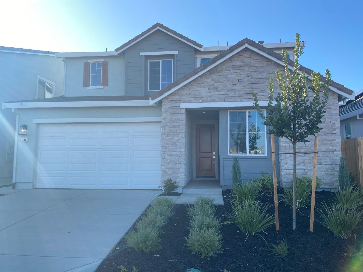 Photo of 4308 W Castle Crag St in Rancho Cordova, CA