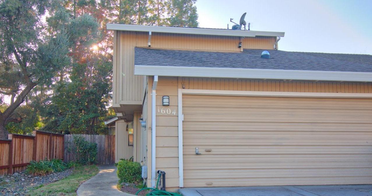 Photo of 1604 Condor Ct in Roseville, CA