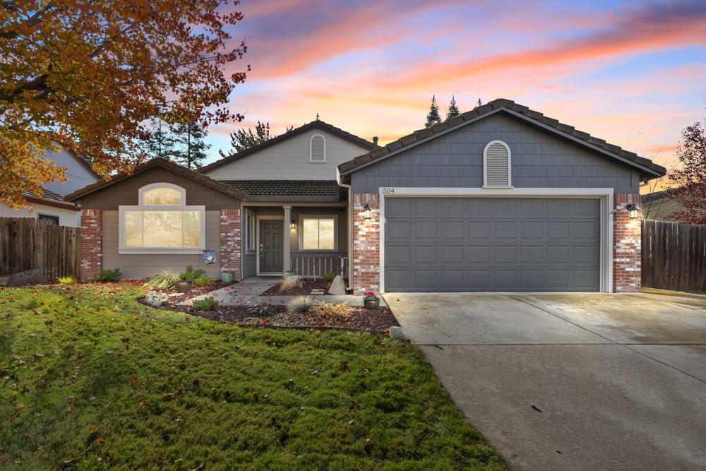 Photo of 504 San Amadeo Ct in Roseville, CA