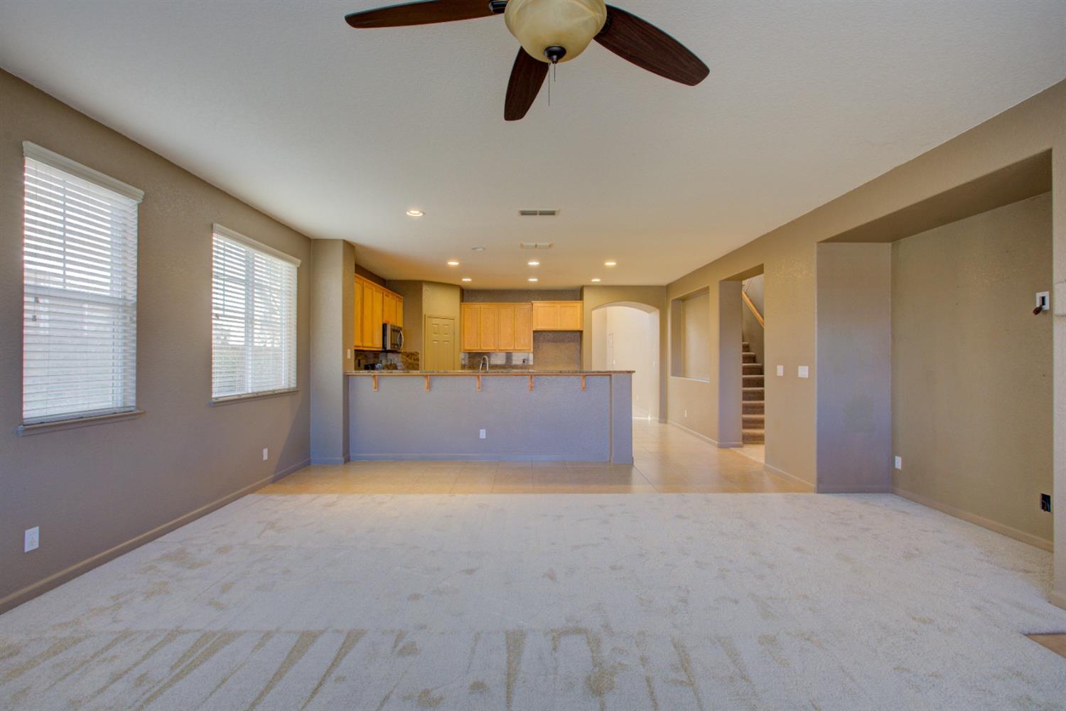 Detail Gallery Image 6 of 58 For 20773 Fairway Dr, Patterson,  CA 95363 - 4 Beds | 3/1 Baths