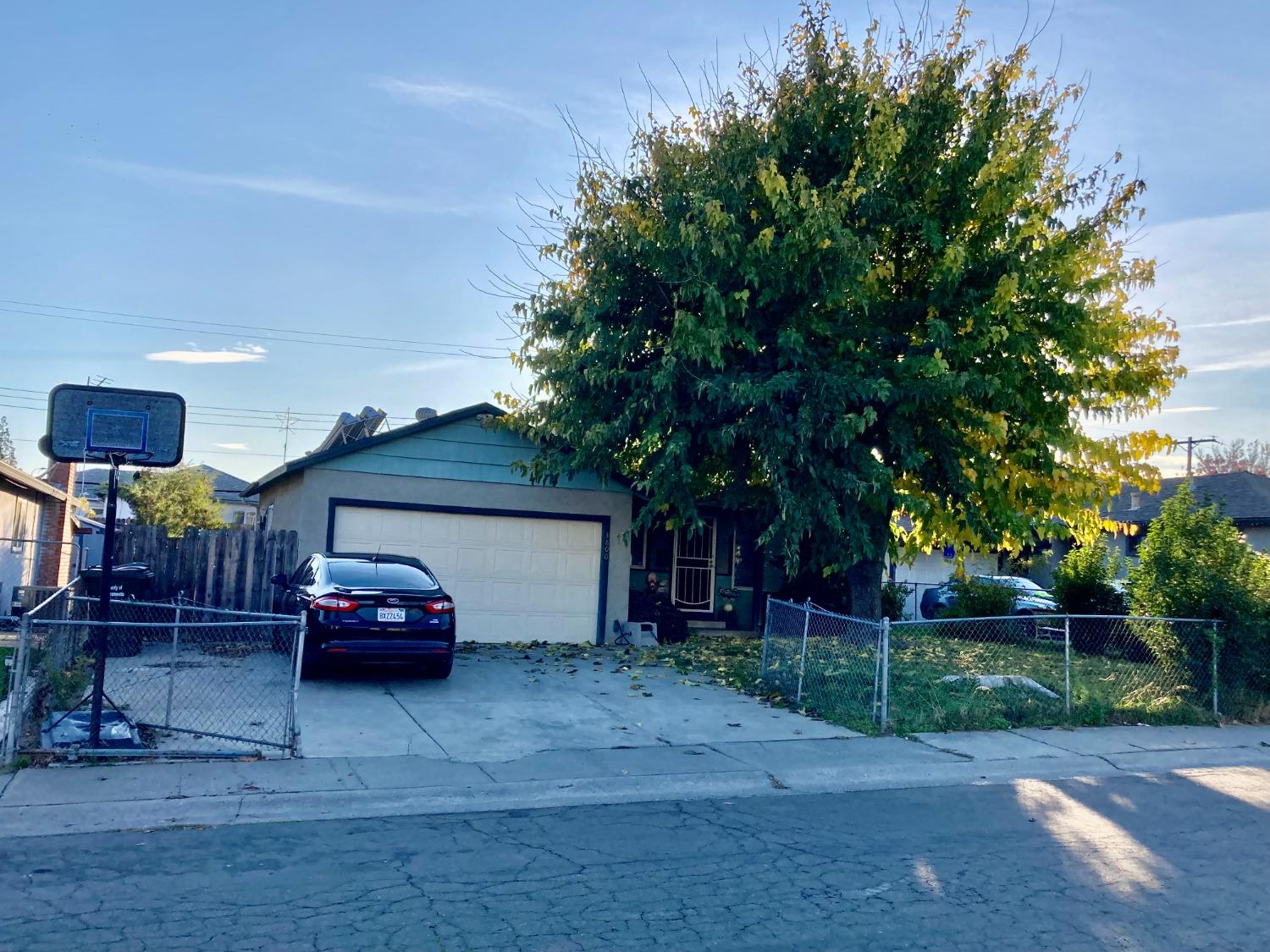 Photo of 3800 Lowry Dr in North Highlands, CA