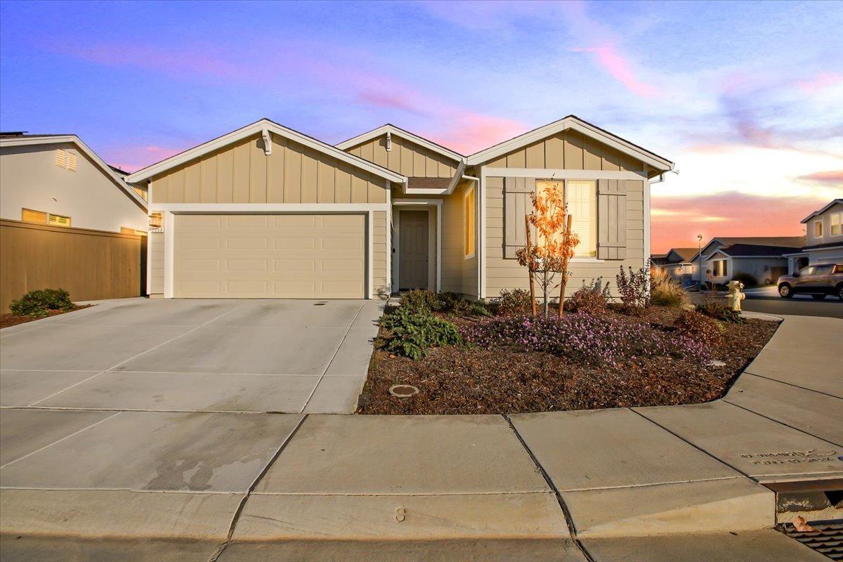 Photo of 2203 Woodlet St in Marysville, CA