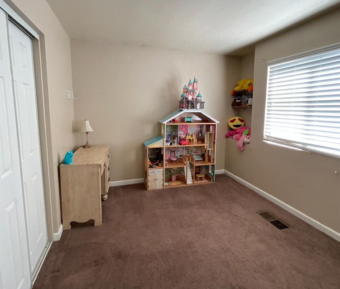 Detail Gallery Image 14 of 35 For 2402 Discovery Ct, Stockton,  CA 95206 - 4 Beds | 2/1 Baths