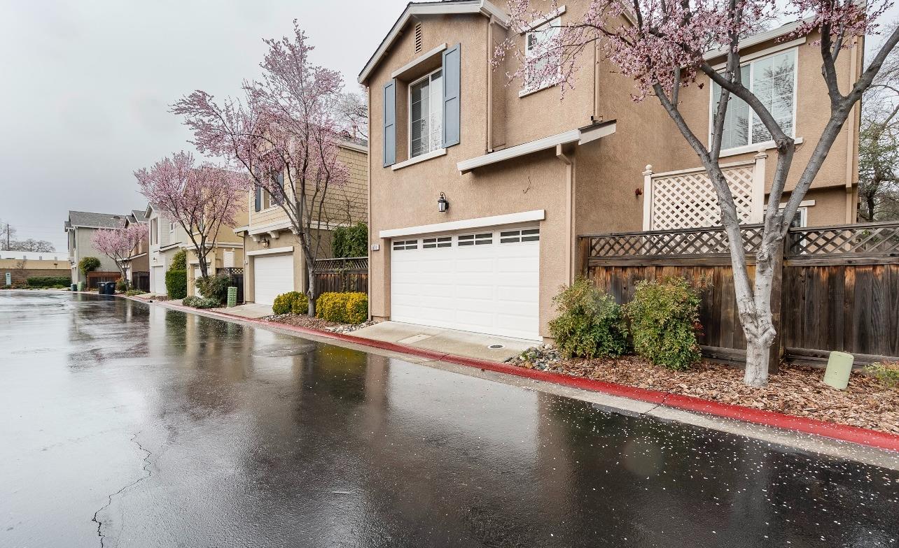Photo of 5971 Camden Cir in Citrus Heights, CA