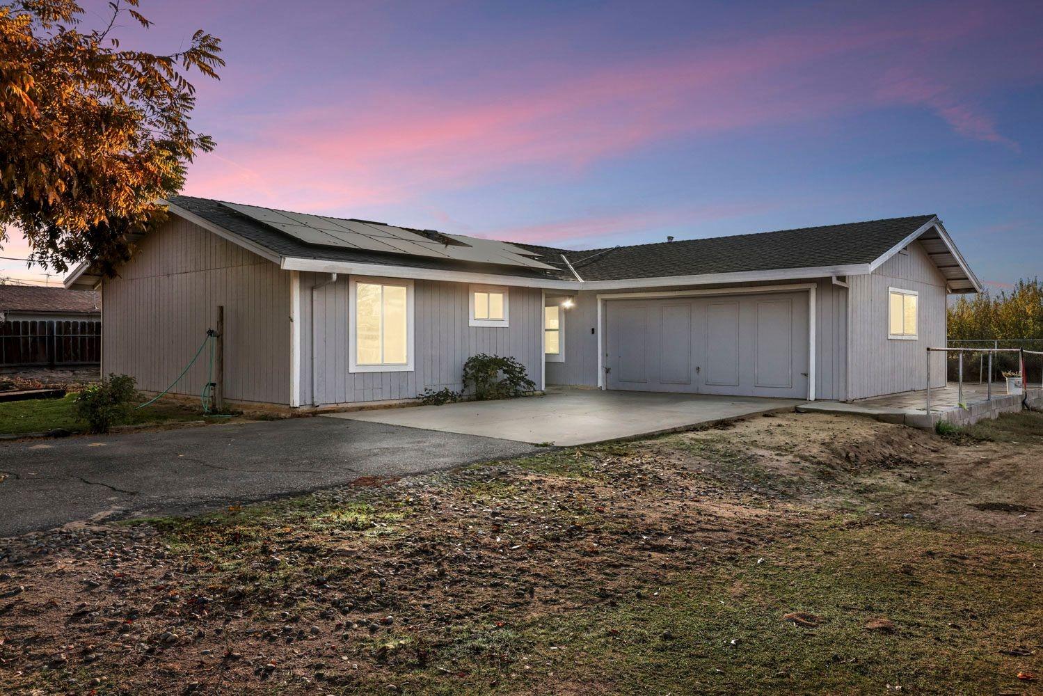 Detail Gallery Image 1 of 1 For 7851 Walnut Ave, Winton,  CA 95388 - 3 Beds | 2 Baths