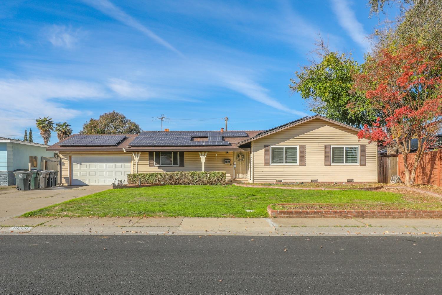 Photo of 10551 Saltana Wy in Rancho Cordova, CA