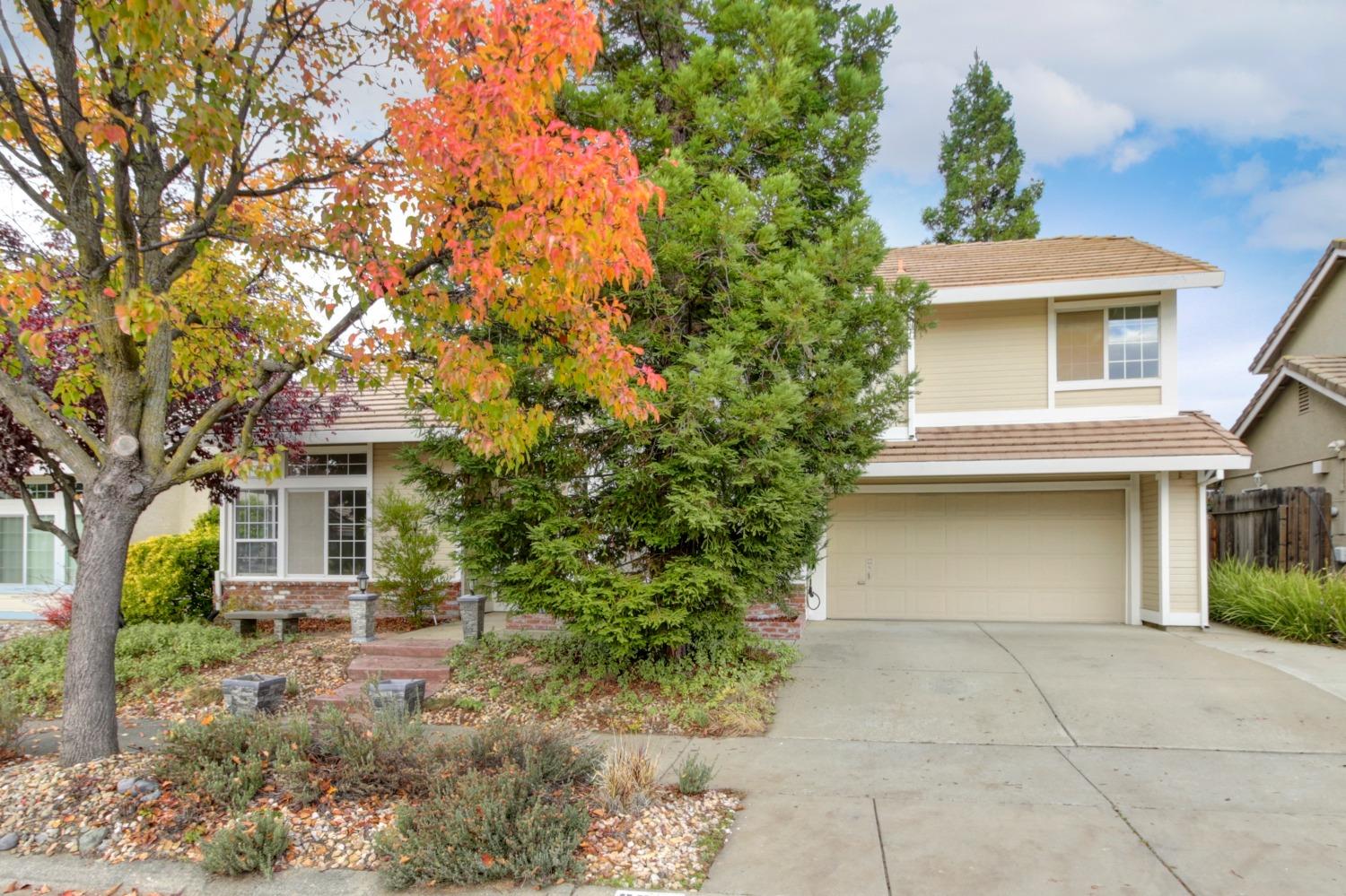 Photo of 2021 Peridot St in Roseville, CA