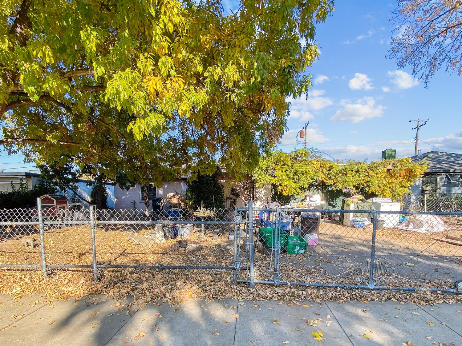 Photo of 4417 42nd Ave in Sacramento, CA