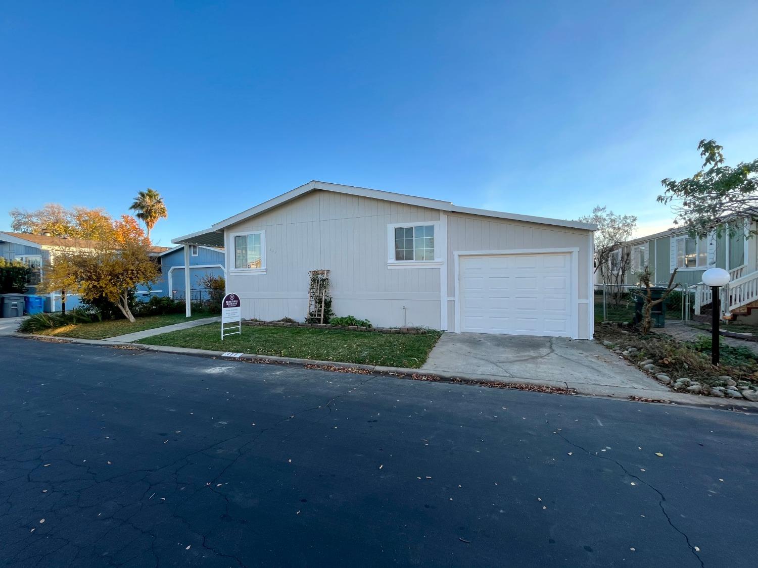 Photo of 3120 Live Oak Blvd #111 in Yuba City, CA