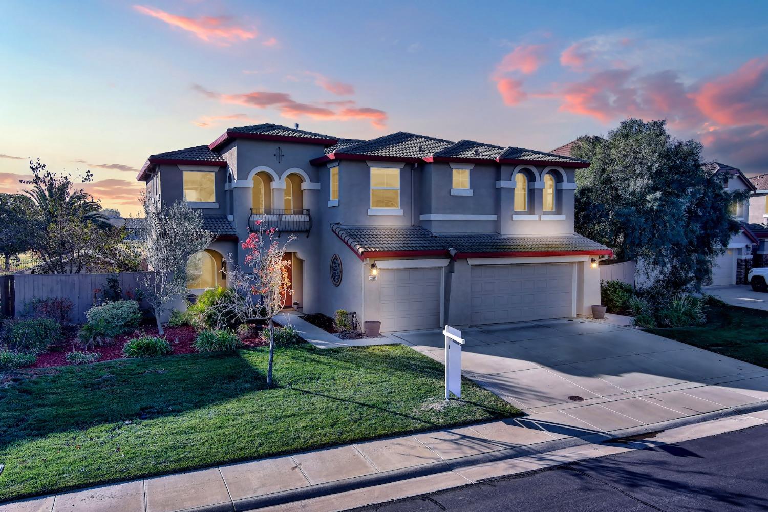 Photo of 33613 Mallard St in Woodland, CA