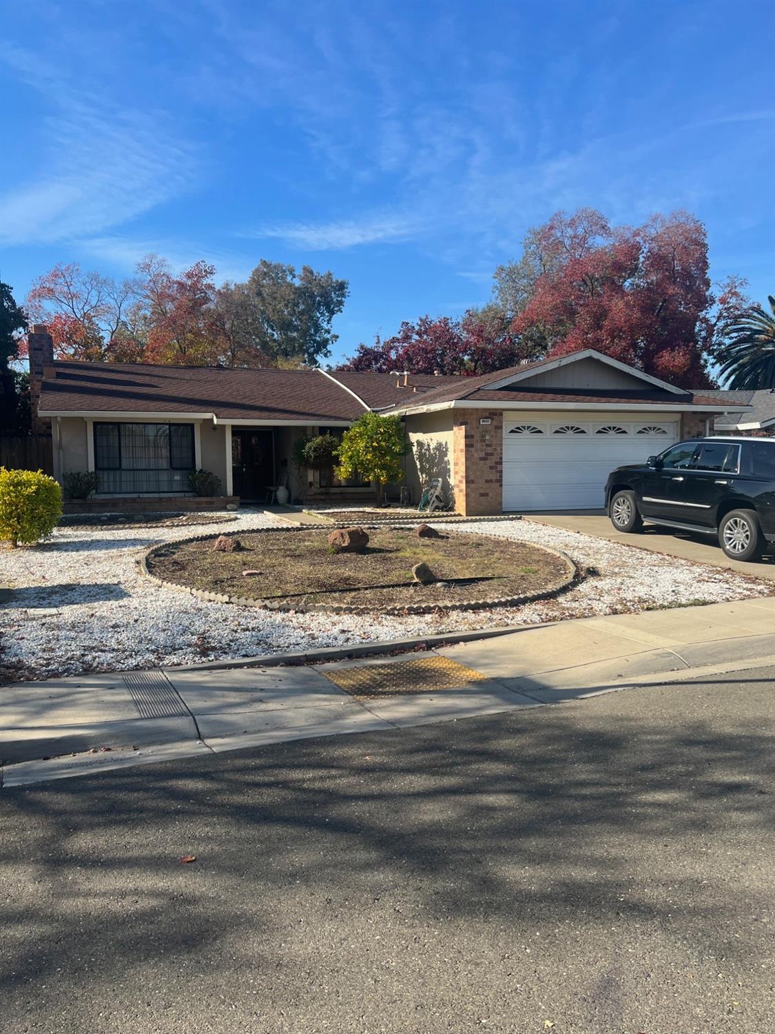Photo of 9440-9440 Appalachian Dr in Sacramento, CA