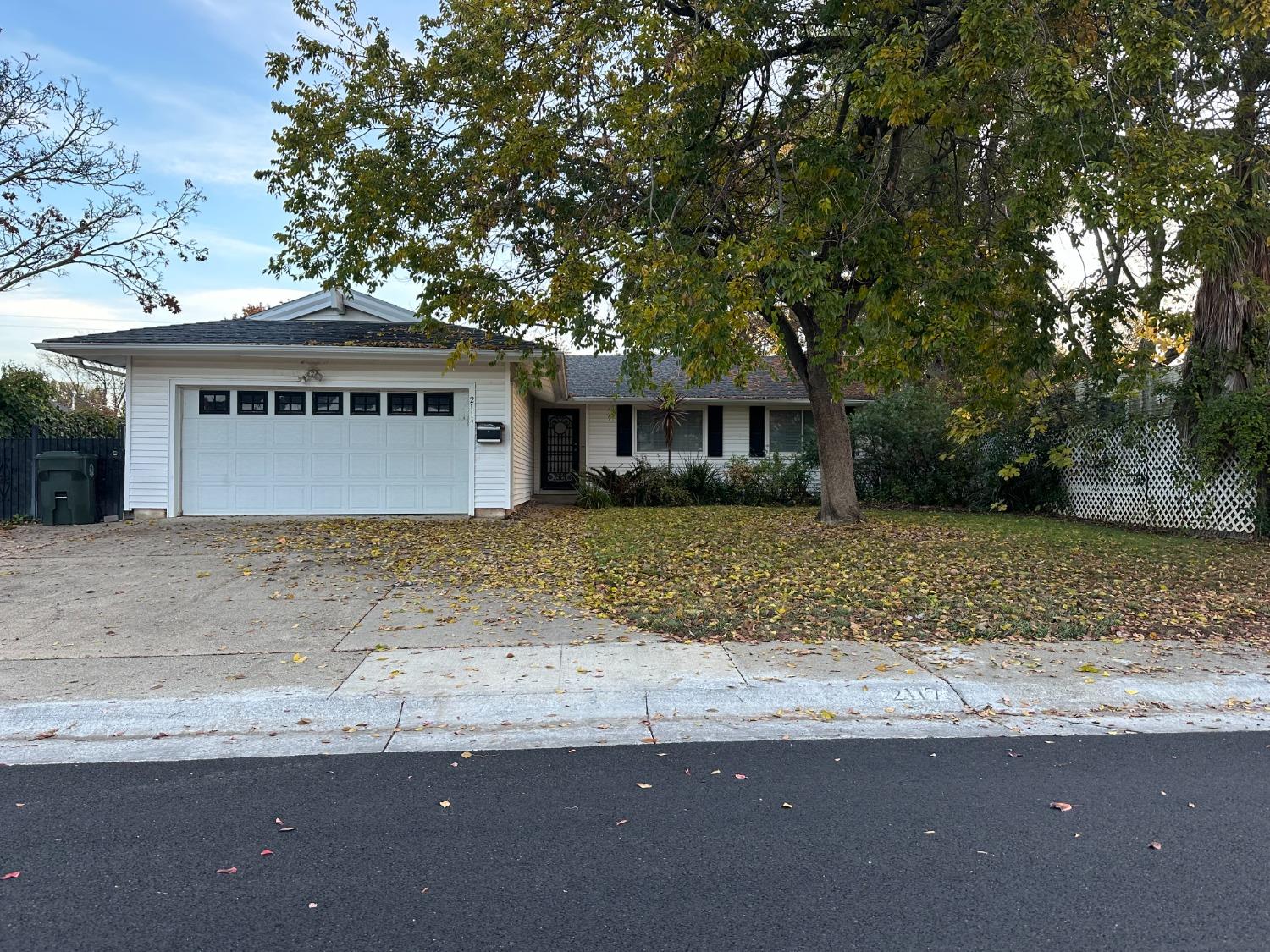 Photo of 2117 Red Brook Wy in Rancho Cordova, CA