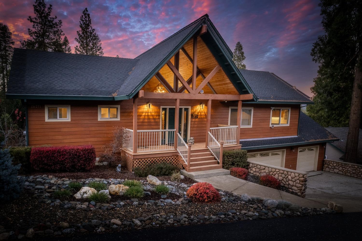 Photo of 26271 Golf View Ln in Pioneer, CA
