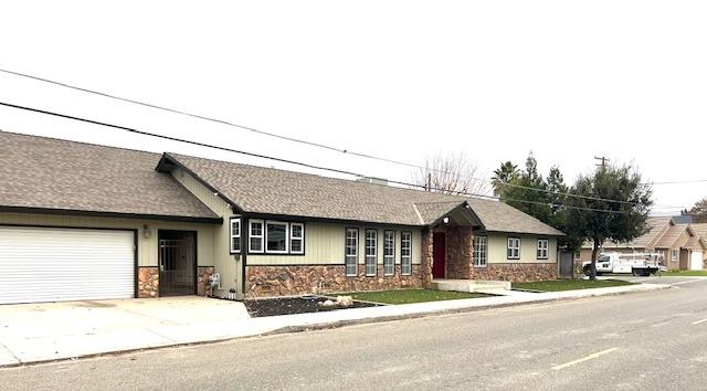 Photo of 12173 Pecan Ave in Waterford, CA